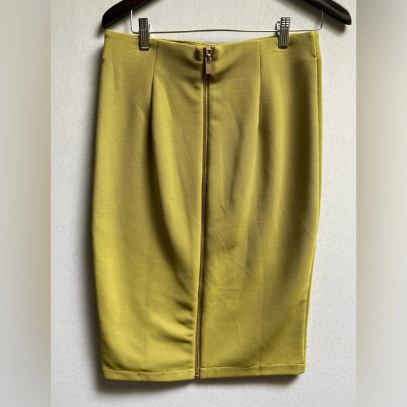 Philosophy Ribbed Bodycon Pencil Skirt w/ Bold Gold Zipper Size 6 - Picture 2 of 7